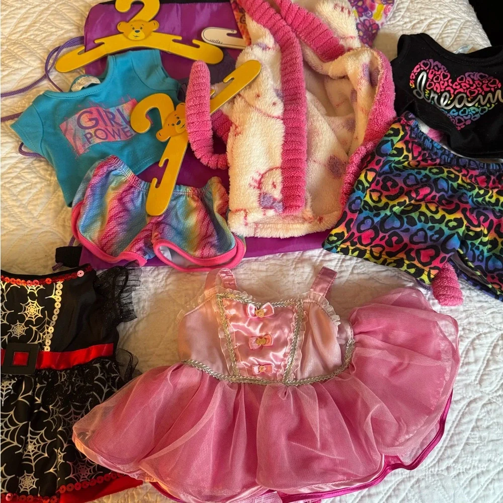 Build-A-Bear Clothes and backpack - Picture 4 of 15